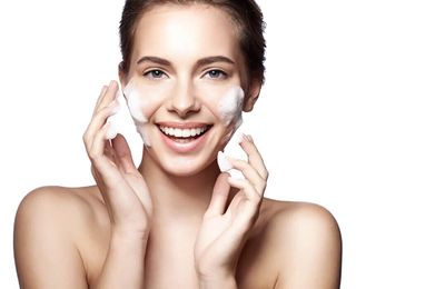 Đã đến lúc trải nghiệm "sữa rửa mặt theo công thức mới" cho da rạng rỡ