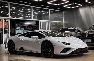 Lamborghini Huracan EVO RWD độc nhất Việt Nam đã lộ diện trên phố