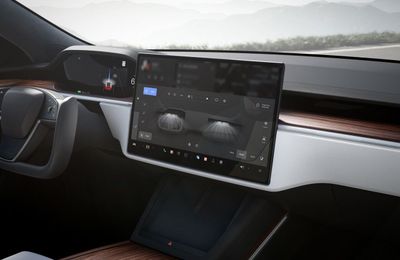 Tesla thu hồi 130.000 xe ở Mỹ vì lỗi phần mềm