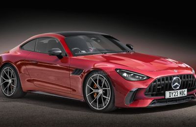 Mercedes-AMG GT 2023 nâng cấp để cạnh tranh sòng phẳng với Porsche 911