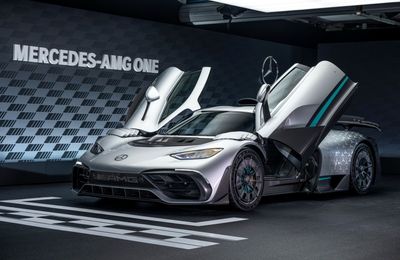 Mercedes-AMG ONE 2023 quái vật đường phố mạnh 1.049 mã lực