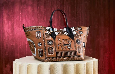 Christian Louboutin - GREEKABA: Lan tỏa tinh thần đam mê du ngoạn