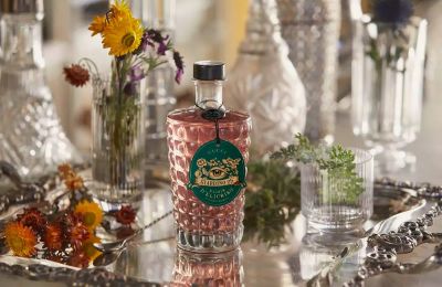 Đột phá mới từ Gucci - Hãng thời trang đầu tiên bước chân vào giới F&B