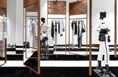 CHANEL khai trương cửa hàng đầu tiên tại Prague