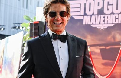 Top Gun: Maverick là bộ phim đầu tiên của Tom Cruise đạt 1 tỷ USD doanh thu phòng vé
