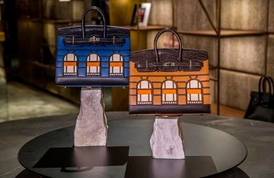 Một chiếc túi Hermès cũ lập kỷ lục với giá bán lại 150.000 Euro