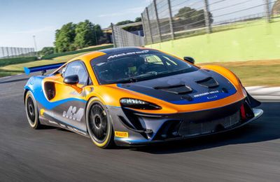 McLaren Artura GT4: Tân binh sáng giá của đội xe đua chuyên nghiệp