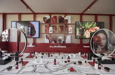 N°1 DE CHANEL: Phá vỡ dấu ấn thời gian
