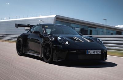 Porsche hé lộ chiếc 911 GT3 RS 2023 trước ngày ra mắt