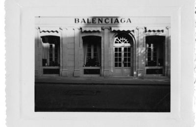 Balenciaga mở cửa flagship haute couture đầu tiên tại Paris