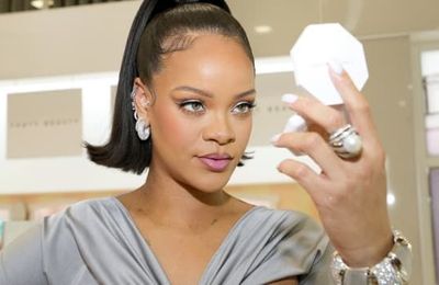 Rihanna hiện là nữ tỷ phú tự thân trẻ nhất nước Mỹ
