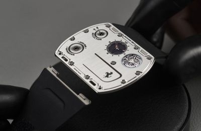 Richard Mille RM UP-01 Ferrari: Phá vỡ quy tắc đồng hồ cơ siêu mỏng