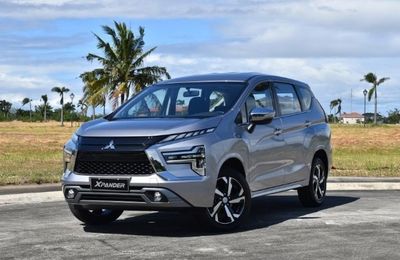 Mitsubishi Xpander Cross 2023 chính thức ra mắt