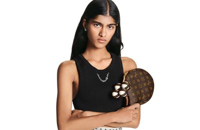 Louis Vuitton ra mắt set bóng bàn 54 triệu đồng