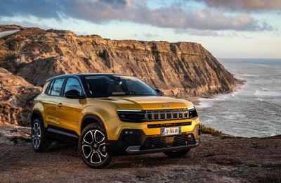 Jeep Avenger mẫu SUV chạy điện đầu tiên của Jeep tại châu Âu