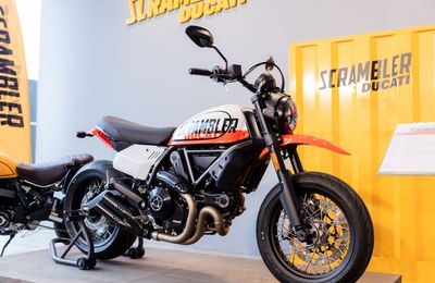 Scrambler Ducati Urban Motard 2022 có giá 410 triệu đồng tại Việt Nam