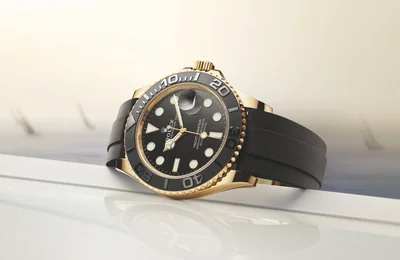 Rolex Oyster Perpetual Yacht-Master 42 cỗ máy thời gian dưới biển khơi