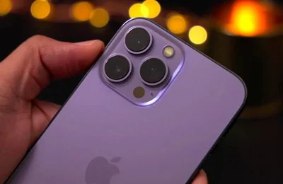 Cụm camera lớn của iPhone 14 Pro có kích thước lớn hơn dòng cũ