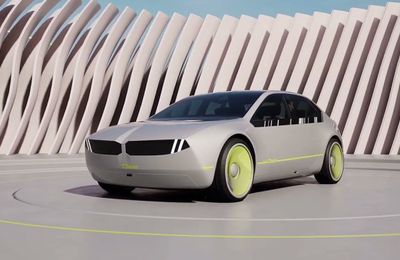 BMW i Vision Dee: Mẫu xe có khả năng đổi màu rất ấn tượng