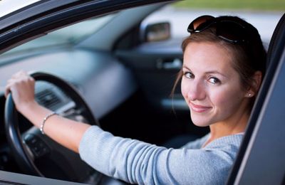 Lái xe đường dài dịp Tết cần chú ý điều gì?