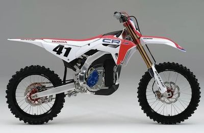 Cào cào điện Honda đầu tiên của hãng sắp xuất xưởng