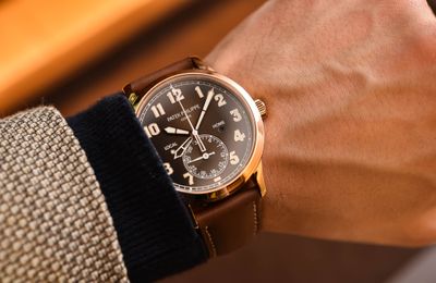 Khám phá mẫu đồng hồ Patek Philippe Calatrava Pilot Travel Time 5524R