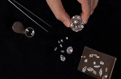 Kim cương nhân tạo: Cung đã vượt quá cầu?
