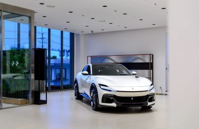 Sở hữu Ferrari Purosangue: Công nghệ và khác biệt, giá từ hơn 39 tỷ Đồng