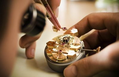 Các dấu mốc quan trọng đầu tiên trong lịch sử chế tạo đồng hồ