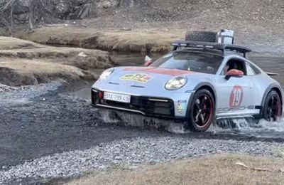 Porsche 911 Dakar độc nhất Việt Nam chu du khắp các cung đường