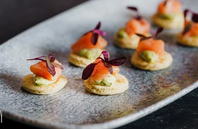 Khám phá cách chế biến những chiếc bánh canapes