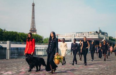 Chanel Haute Couture 2023/24: Kết tinh vẻ đẹp Parisian Chic