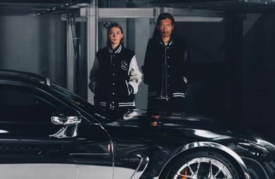 Sacai hợp tác Mercedes-AMG: Bộ sưu tập và bọc xe Sacai x AMG