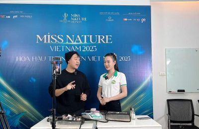 Chuyên gia trang điểm Đỗ Kim Kim đồng hành cùng Miss Nature Vietnam 2023