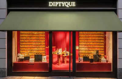 Cửa hàng tạm thời Diptyque Marylebone vượt xa nến thơm
