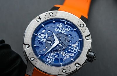 Cận cảnh đồng hồ Richard Mille RM033 Vàng trắng
