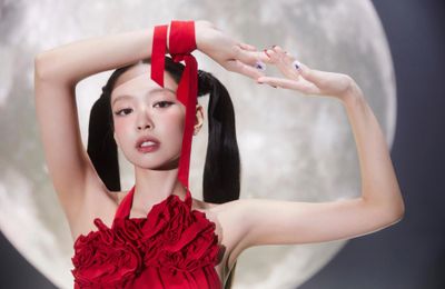 Jennie (BLACKPINK) - Ngôi sao lên bìa Vogue nhiều nhất năm 2023