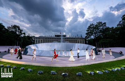 ELLE Fashion Show 2023: Giao lộ thời trang và kiến trúc