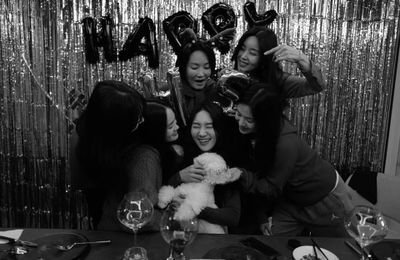 Dự sinh nhật bạn, Song Hye Kyo chiếm "spotlight" vì quá xinh đẹp, xứng đáng góp mặt trong danh sách "Thịnh thế mỹ nhan"