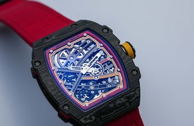 Cận cảnh chiếc đồng hồ Richard Mille RM 67-02 đắt giá