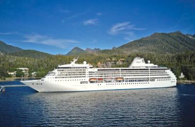 Du thuyền Regent Seven Seas Mariner được trang bị hệ thống Starlink