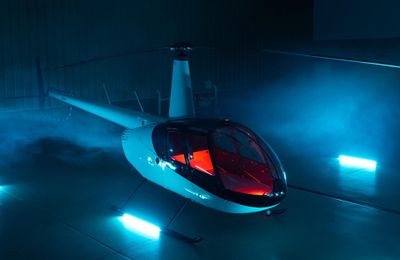 Trực thăng R550X tự động cỡ lớn tốc độ 241 km/h đi vào sản xuất
