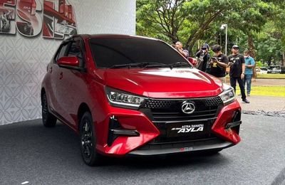 Daihatsu Ayla 2023 chính thức ra mắt, chung khung gầm với Toyota Wigo