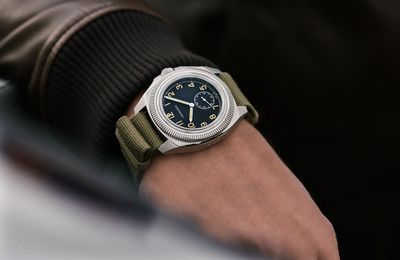 Longines hồi sinh di sản hàng không với Longines Pilot Majetek mới