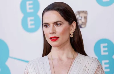 Mỹ nhân Marvel diện đầm Công Trí ở BAFTA