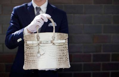 Doanh thu Hermès tăng kỷ lục bất chấp lạm phát