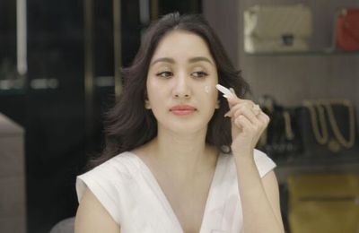 Bí quyết giúp Khánh Thi trẻ trung