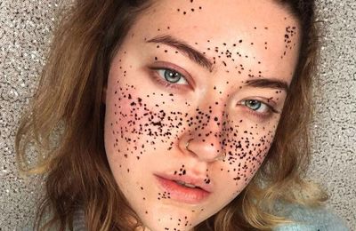 Mốt vẽ henna lên mặt bị chỉ trích