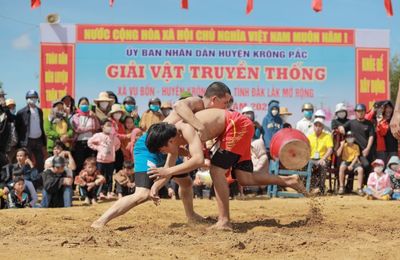 Đắk Lắk: Giải vật truyền thống huyện Krông Pắc xuân mới 2023