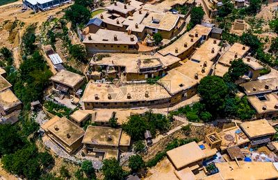 Du lịch Lư Tây Thành Tử Trung Quốc: Ngôi làng “tổ mối” 500 tuổi